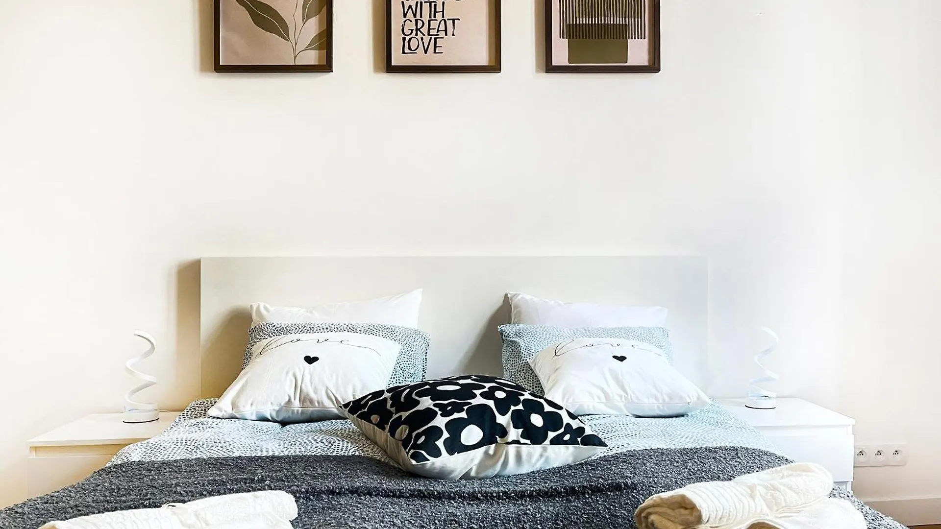 Beautiful Apartment For 8 People In Cracow'S Heart Krakow 0*,  Poland